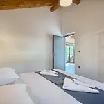 Kamp Lunga + Campsite *